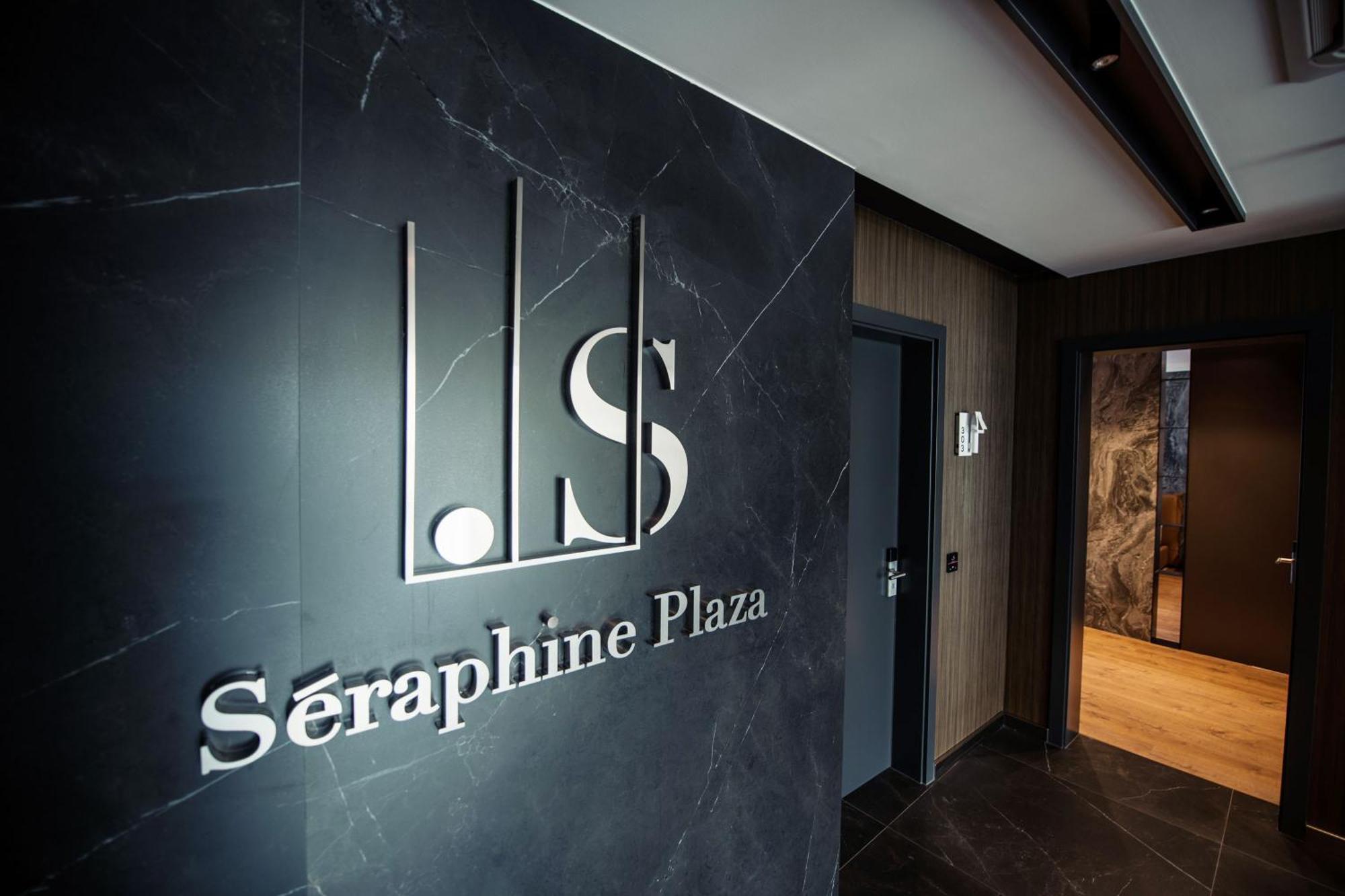 Seraphine Plaza Peja Kültér fotó